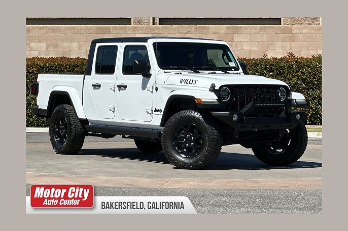 2023 Jeep Gladiator