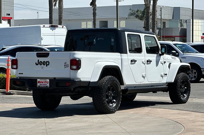 2023 Jeep Gladiator
