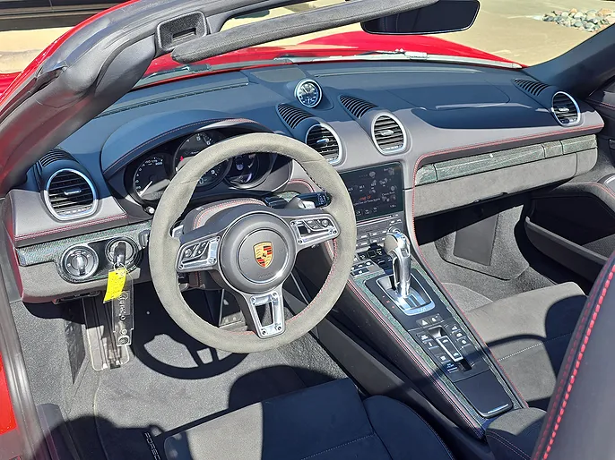 2023 Porsche 718 Spyder