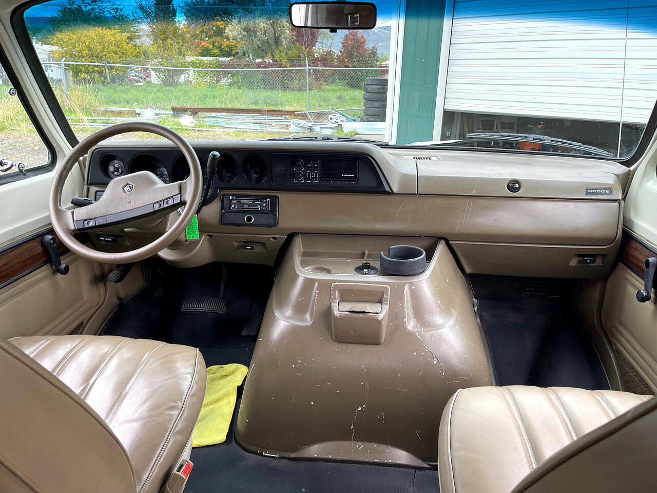 1992 Dodge Ram Van B250 image 7