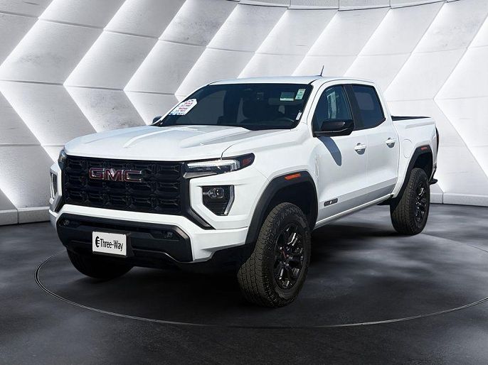 2024 GMC Canyon