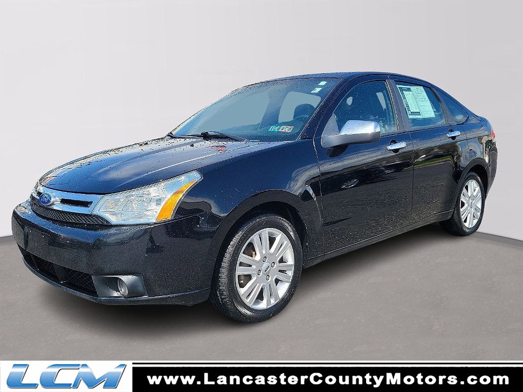 2011 Ford Focus SEL image 0