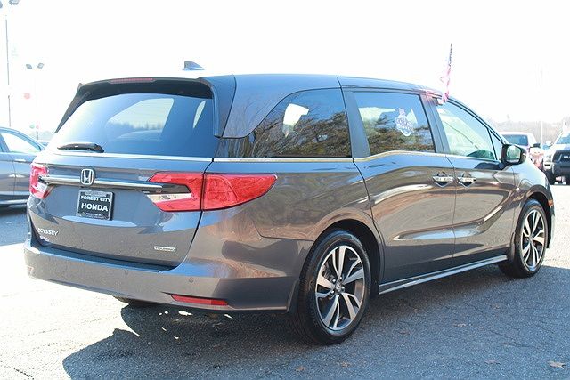 2023 Honda Odyssey Touring image 4