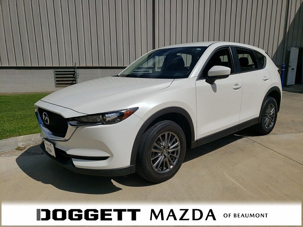 2017 Mazda CX-5 Sport image 0
