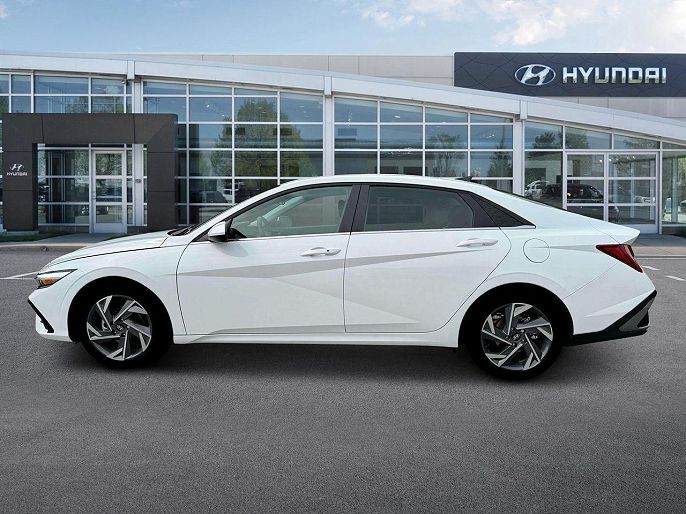 2025 Hyundai Elantra