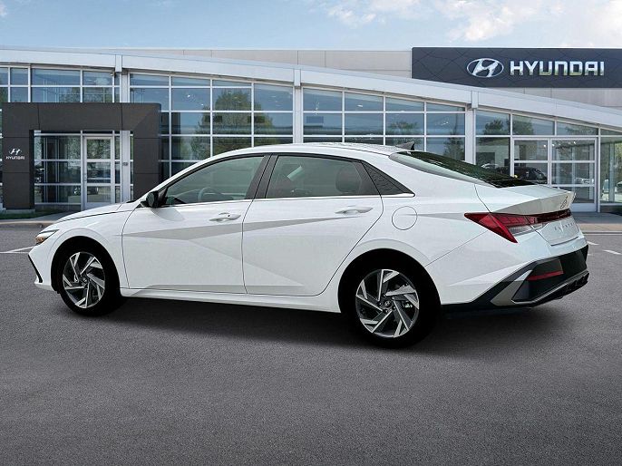 2025 Hyundai Elantra