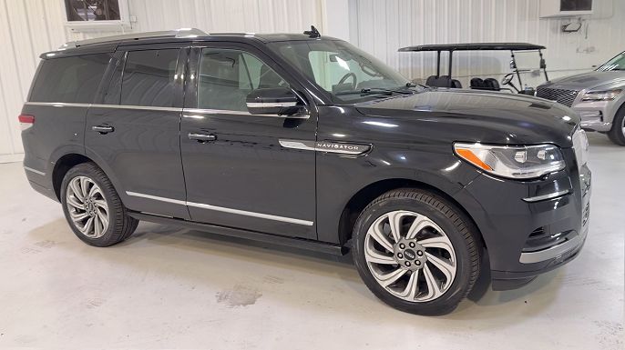 2023 Lincoln Navigator