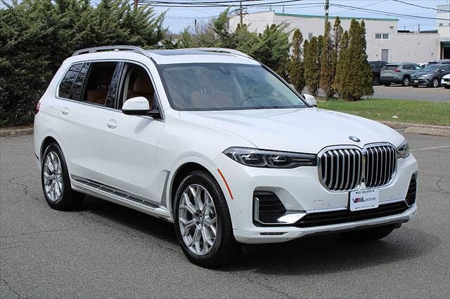 2022 BMW X7
