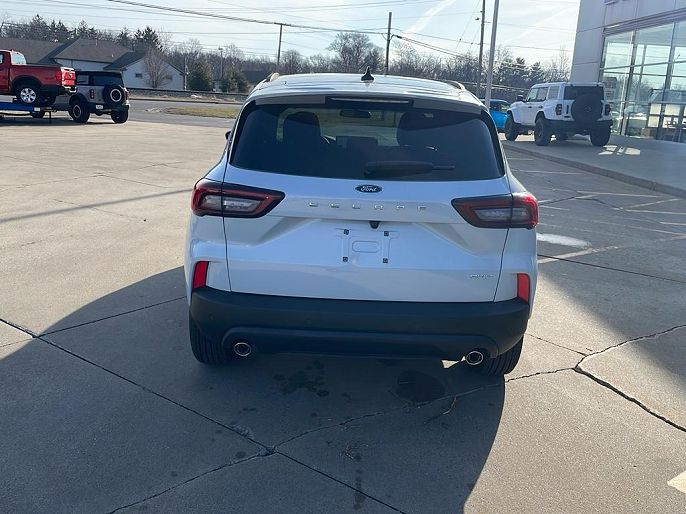 2025 Ford Escape