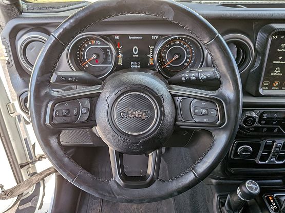 2022 Jeep Wrangler Unlimited Willys photo 11