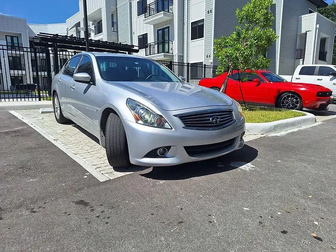 2015 Infiniti Q40