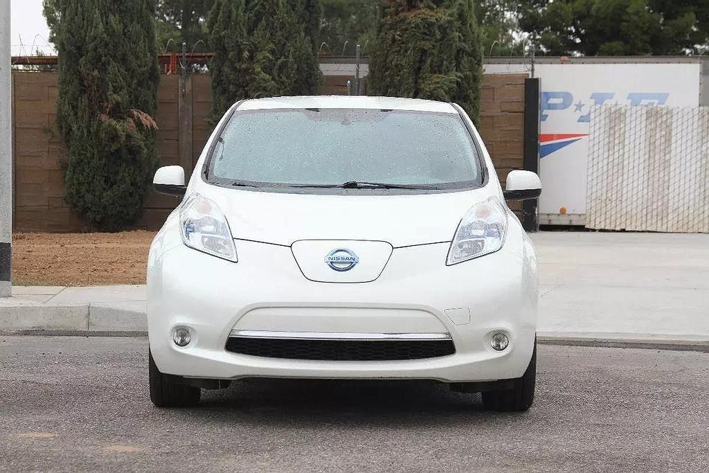 2011 Nissan Leaf SL image 1