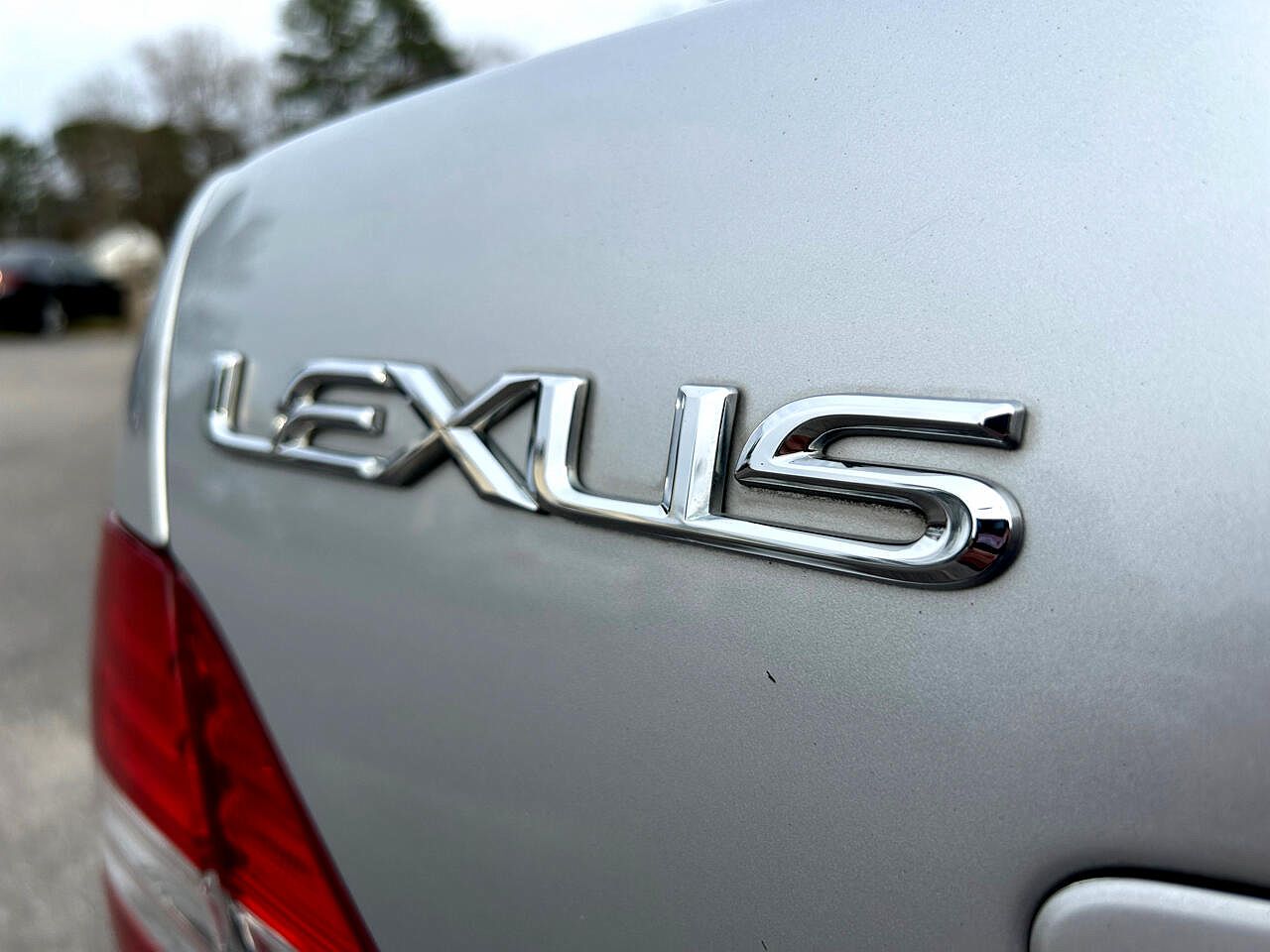 2005 Lexus LS 430 image 36