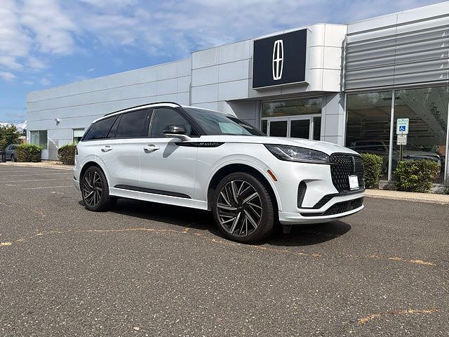 2025 Lincoln Aviator