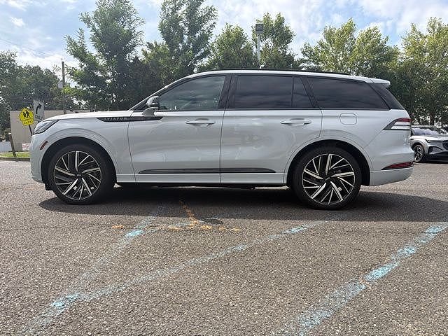 2025 Lincoln Aviator