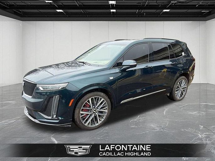 2025 Cadillac XT6
