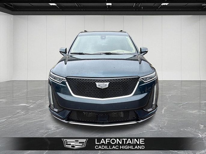 2025 Cadillac XT6