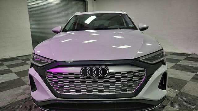 2024 Audi Q8 e-tron