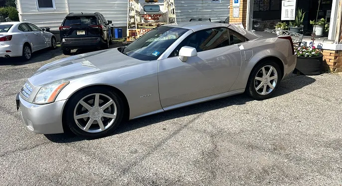 2004 Cadillac XLR