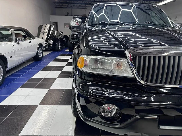 2002 Lincoln Blackwood