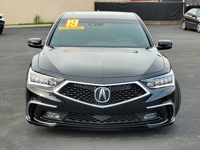 2019 Acura RLX