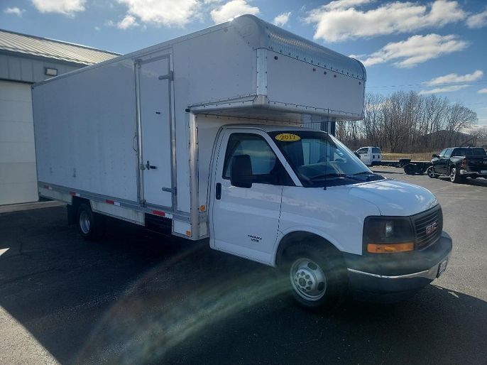 2017 GMC Savana