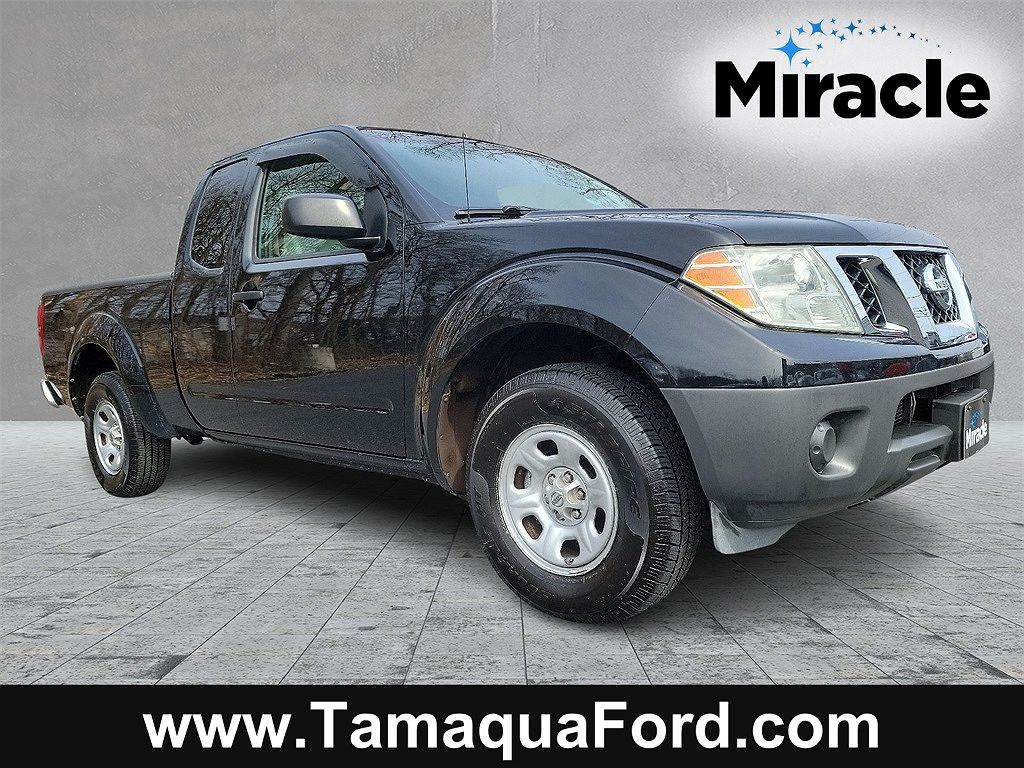 2009 Nissan Frontier XE image 0