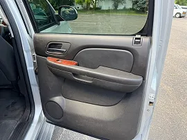 2011 Chevrolet Suburban 2500