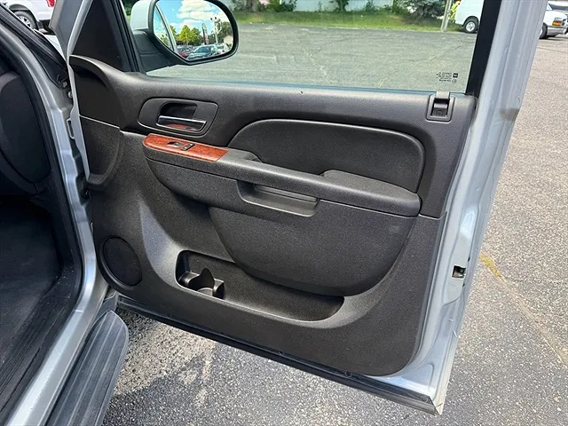 2011 Chevrolet Suburban 2500