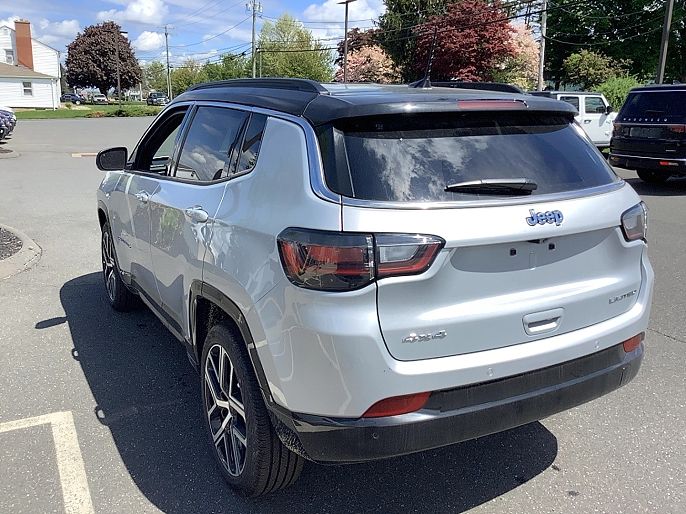 2025 Jeep Compass