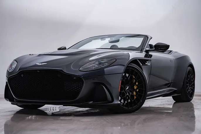 2023 Aston Martin DBS