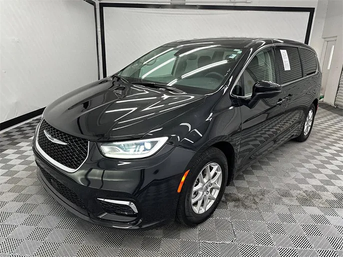 2023 Chrysler Pacifica