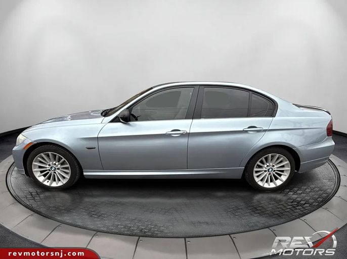 2011 BMW 3 Series