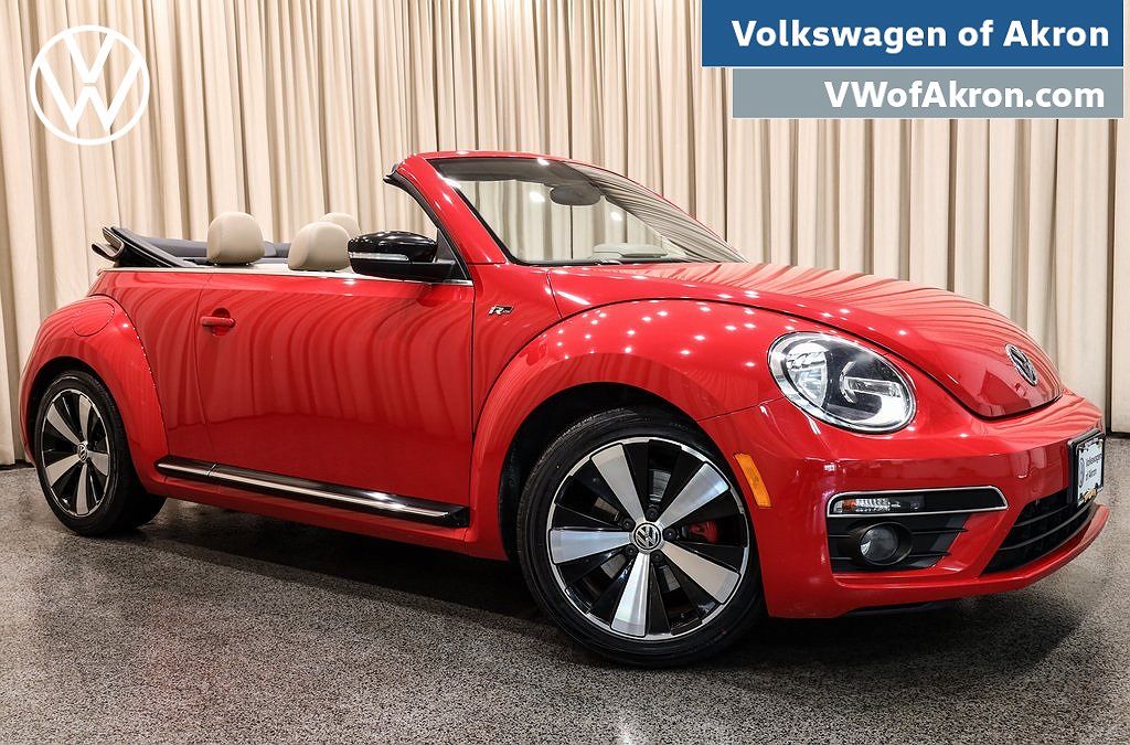 2015 Volkswagen Beetle R-Line image 0