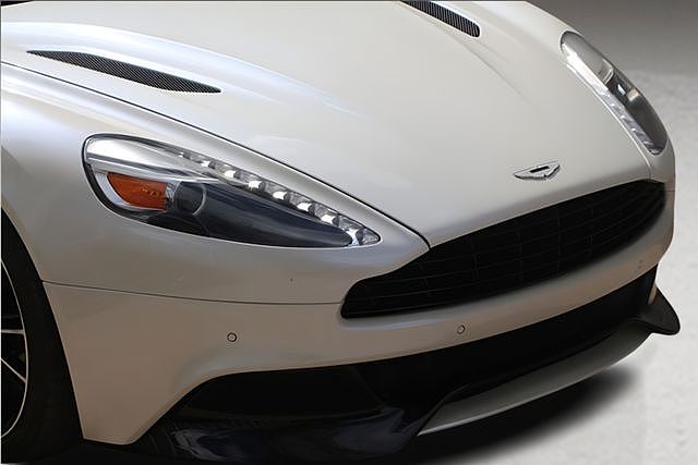 2014 Aston Martin Vanquish