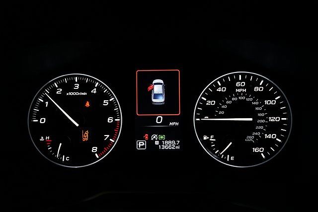 2022 Subaru Legacy Touring image 2