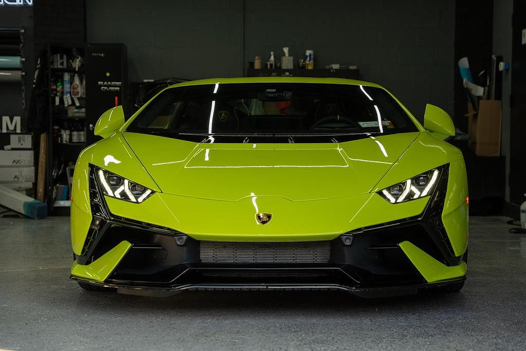 2023 Lamborghini Huracan EVO image 5