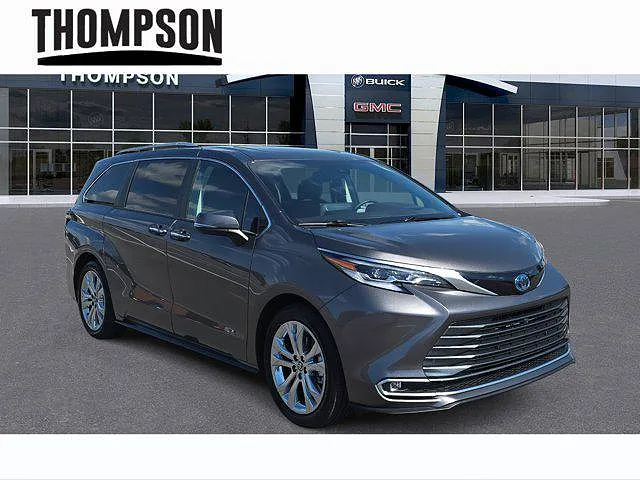 2023 Toyota Sienna