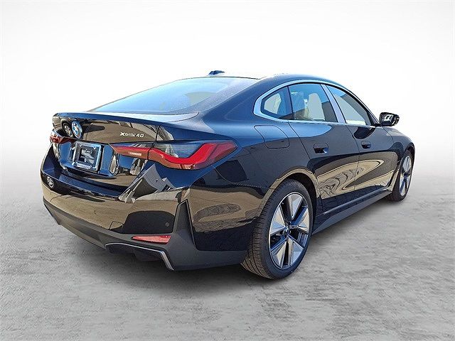 2025 BMW i4