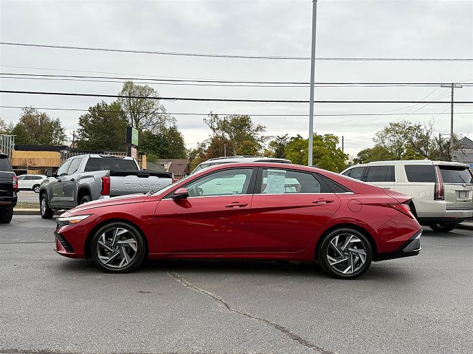 2024 Hyundai Elantra