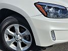2013 Toyota RAV4 EV image 2