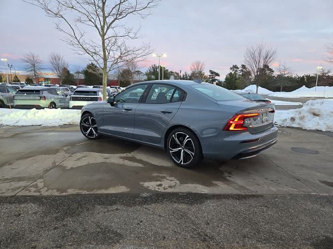 2023 Volvo S60