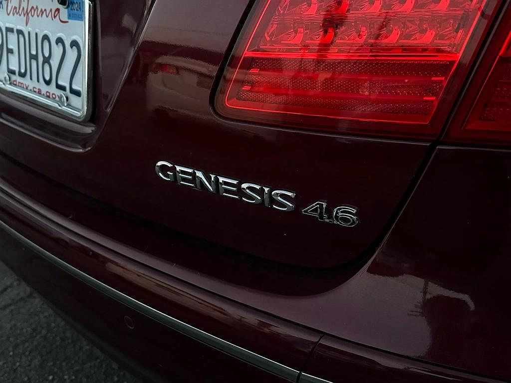 2009 Hyundai Genesis Base image 31