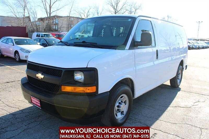 2017 Chevrolet Express 2500 image 0