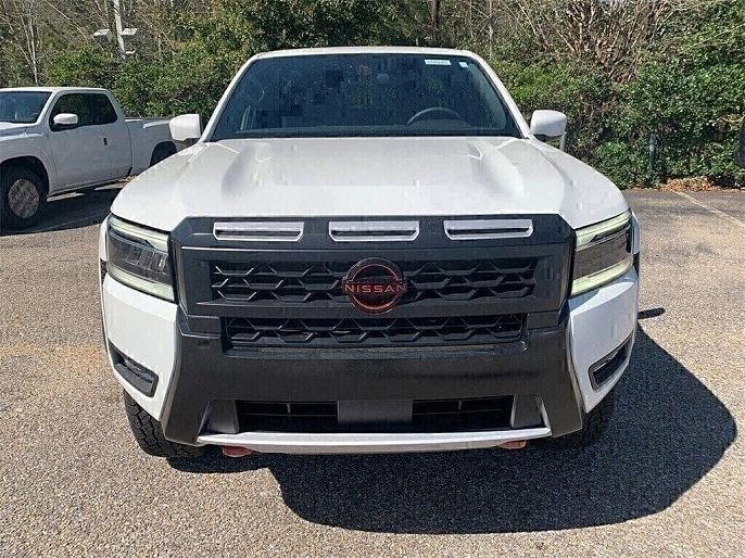 2025 Nissan Frontier
