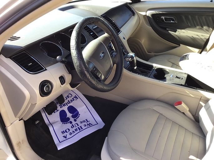 2011 Ford Taurus