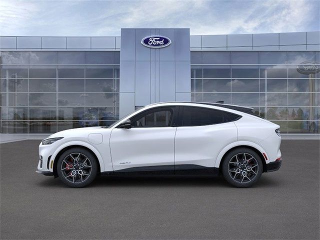 2025 Ford Mustang Mach-E