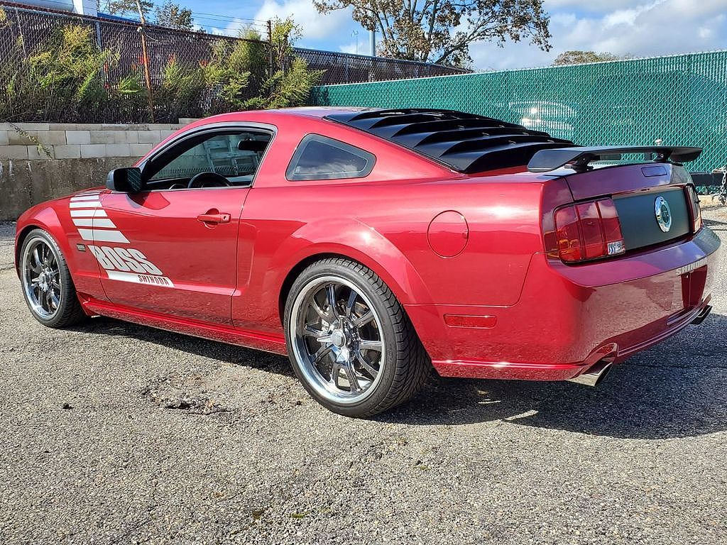 2006 Ford Mustang GT image 2