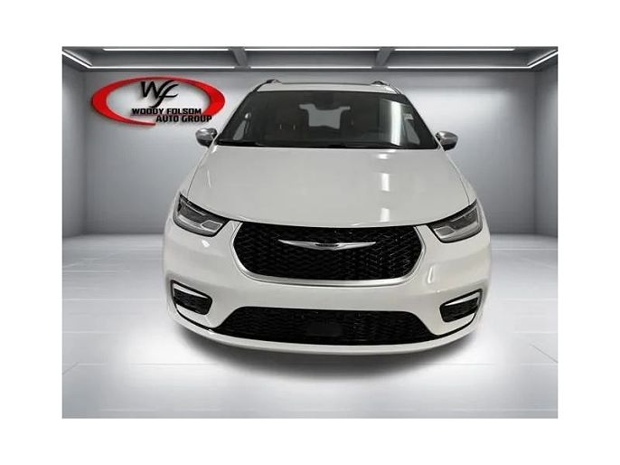 2026 Chrysler Pacifica