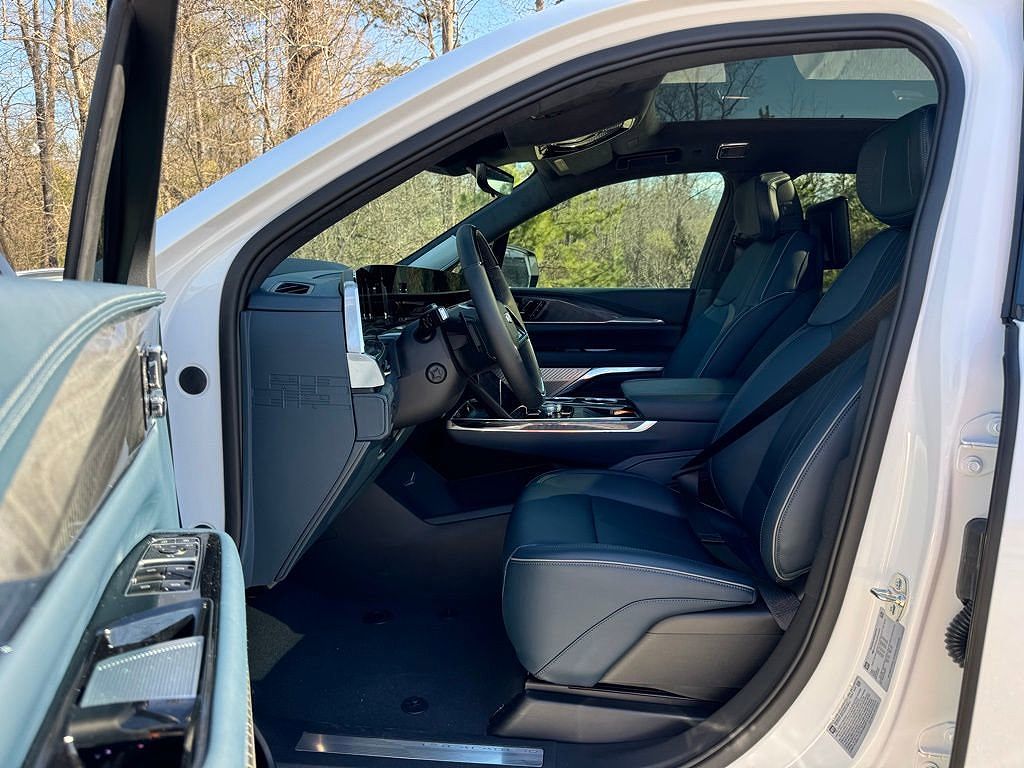 2025 Cadillac Escalade IQ